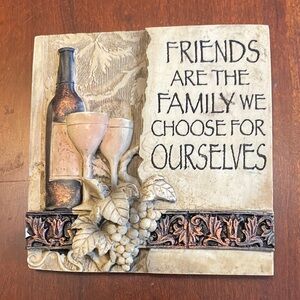 Friends small wall plaque. 3 1/2 x 3 1/2” NWT